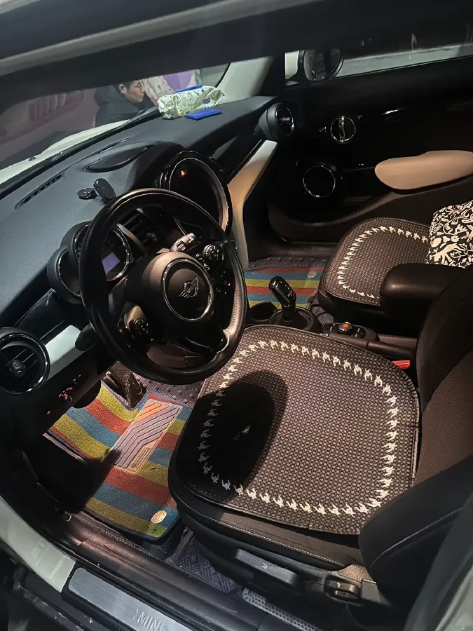 2019 MINI MINI 1.5T 102HP L3 7DCT,autocango,china used car exporter,china ev exporter,chinese used car exporter,chinese used ev exporter