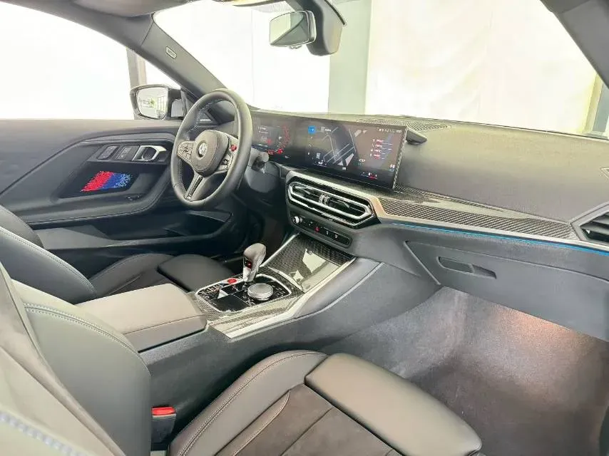 2023 BMW M2 3.0T 460HP L6 8AT,autocango,china used car exporter,china ev exporter,chinese used car exporter,chinese used ev exporter