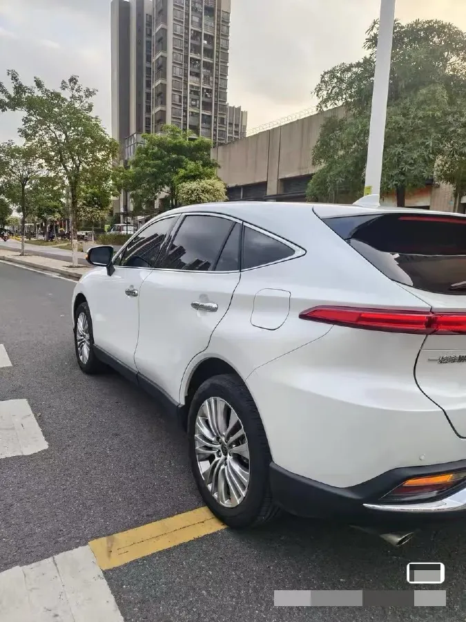 2022 Toyota Harrier 2.0L 171HP L4 CVT,autocango,china used car exporter,china ev exporter,chinese used car exporter,chinese used ev exporter