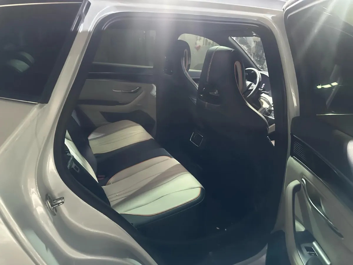 2024 BYD Song Plus 1.5L 110HP L4 E-CVT PHEV 18.3KWH,autocango,china used car exporter,china ev exporter,chinese used car exporter,chinese used ev exporter