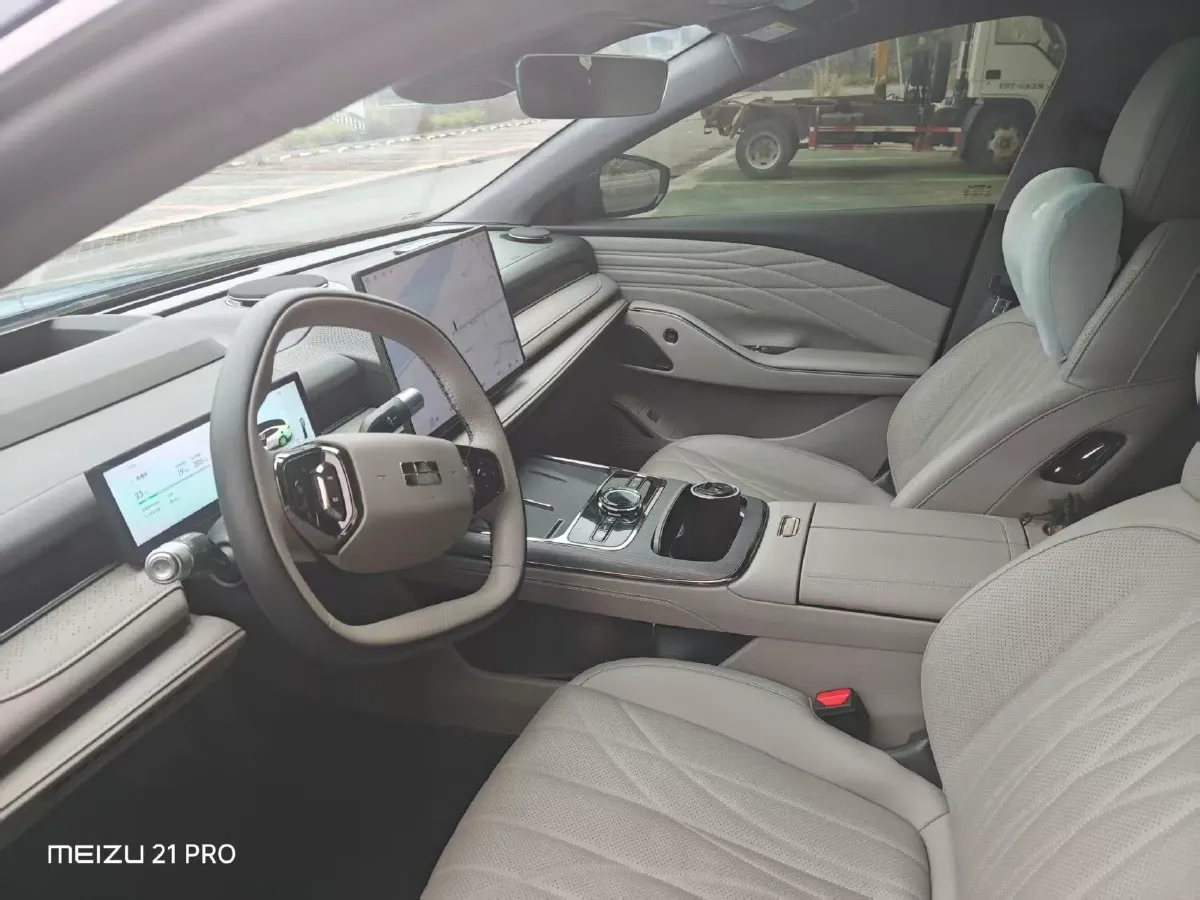 2025 Geely Galaxy Starshine 8 1.5T 163HP L4 3DHT PHEV 27.69KWH,autocango,china used car exporter,china ev exporter,chinese used car exporter,chinese used ev exporter