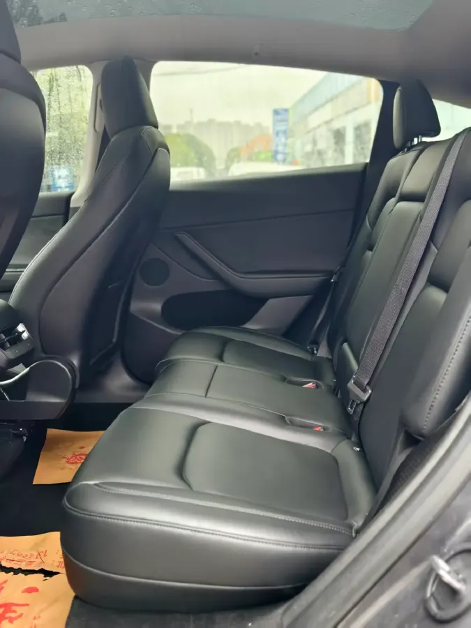 2022 Tesla Model Y BEV 60KWH,autocango,china used car exporter,china ev exporter,chinese used car exporter,chinese used ev exporter