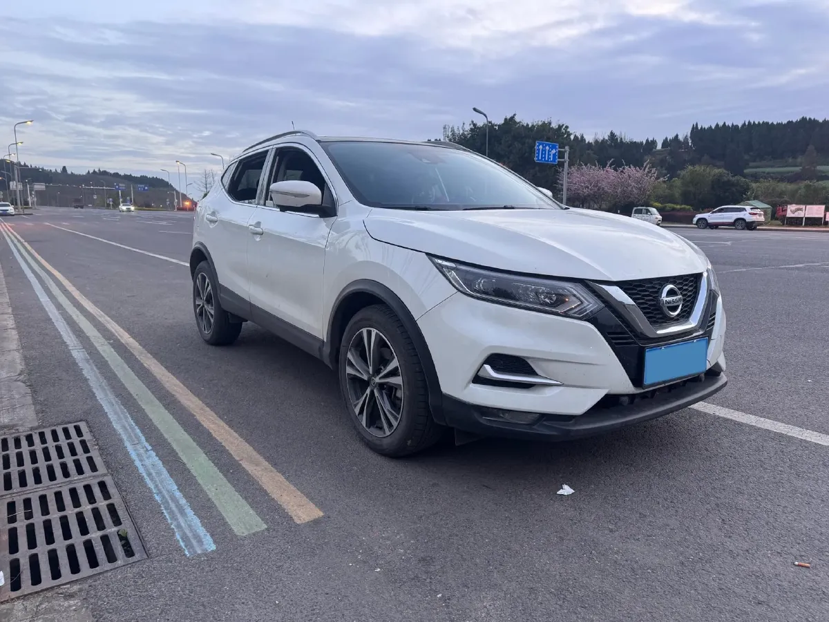 2022 Nissan Qashqai 2.0L 151HP L4 CVT,autocango,china used car exporter,china ev exporter,chinese used car exporter,chinese used ev exporter