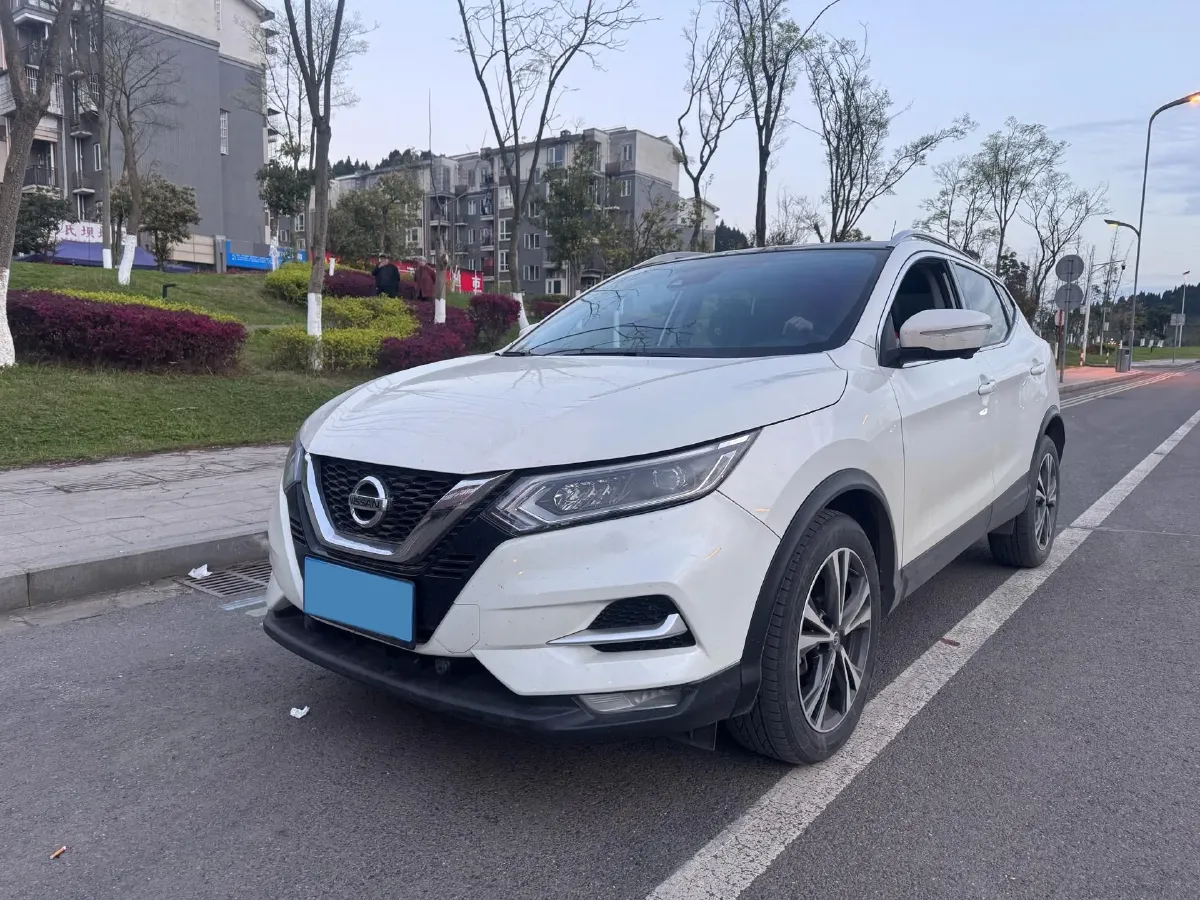 2022 Nissan Qashqai 2.0L 151HP L4 CVT,autocango,china used car exporter,china ev exporter,chinese used car exporter,chinese used ev exporter