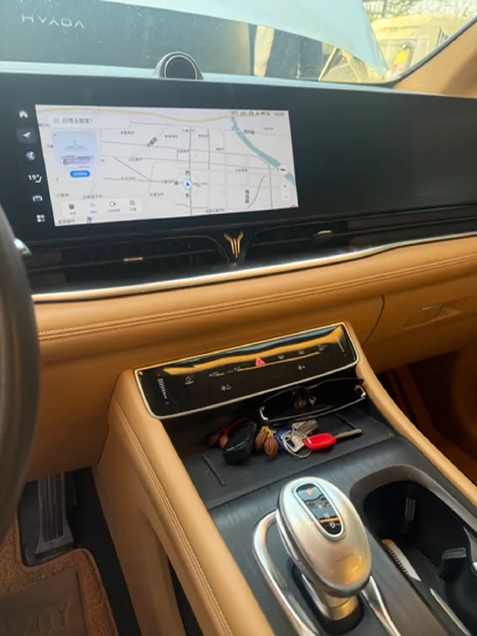 2022 Voyah Dream 1.5T 136HP L4 PHEV 25.57KWH,autocango,china used car exporter,china ev exporter,chinese used car exporter,chinese used ev exporter