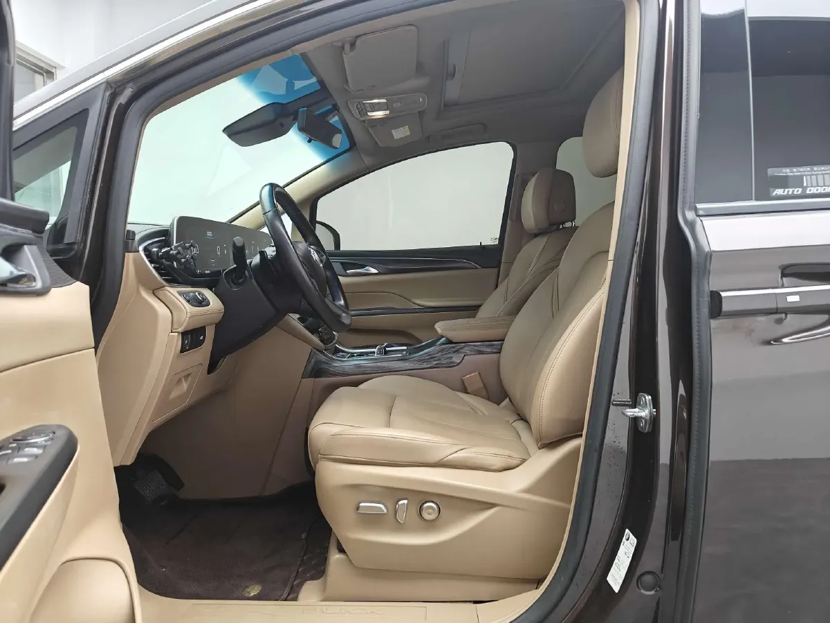 2021 Buick GL8 2.0T 237HP L4 9AT,autocango,china used car exporter,china ev exporter,chinese used car exporter,chinese used ev exporter