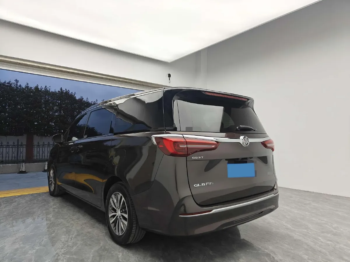 2021 Buick GL8 2.0T 237HP L4 9AT,autocango,china used car exporter,china ev exporter,chinese used car exporter,chinese used ev exporter
