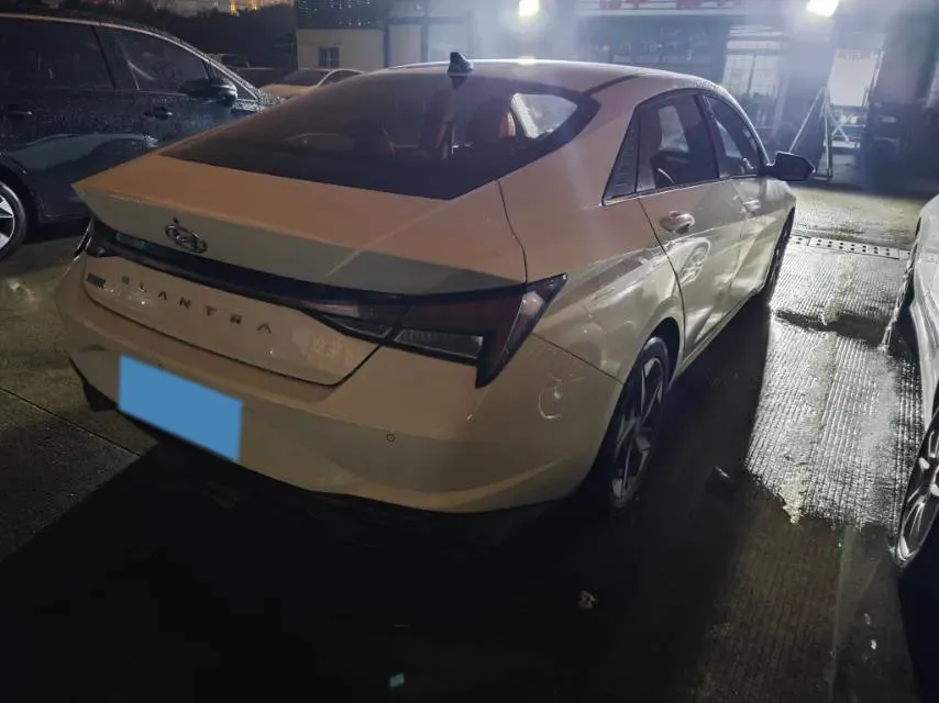 2021 Hyundai Elantra 1.5L 115HP L4 CVT,autocango,china used car exporter,china ev exporter,chinese used car exporter,chinese used ev exporter