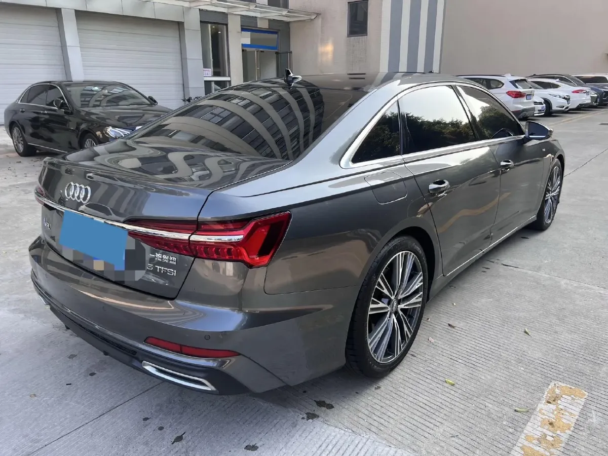 2020 Audi A6L 2.0T 190HP L4 7DCT,autocango,china used car exporter,china ev exporter,chinese used car exporter,chinese used ev exporter