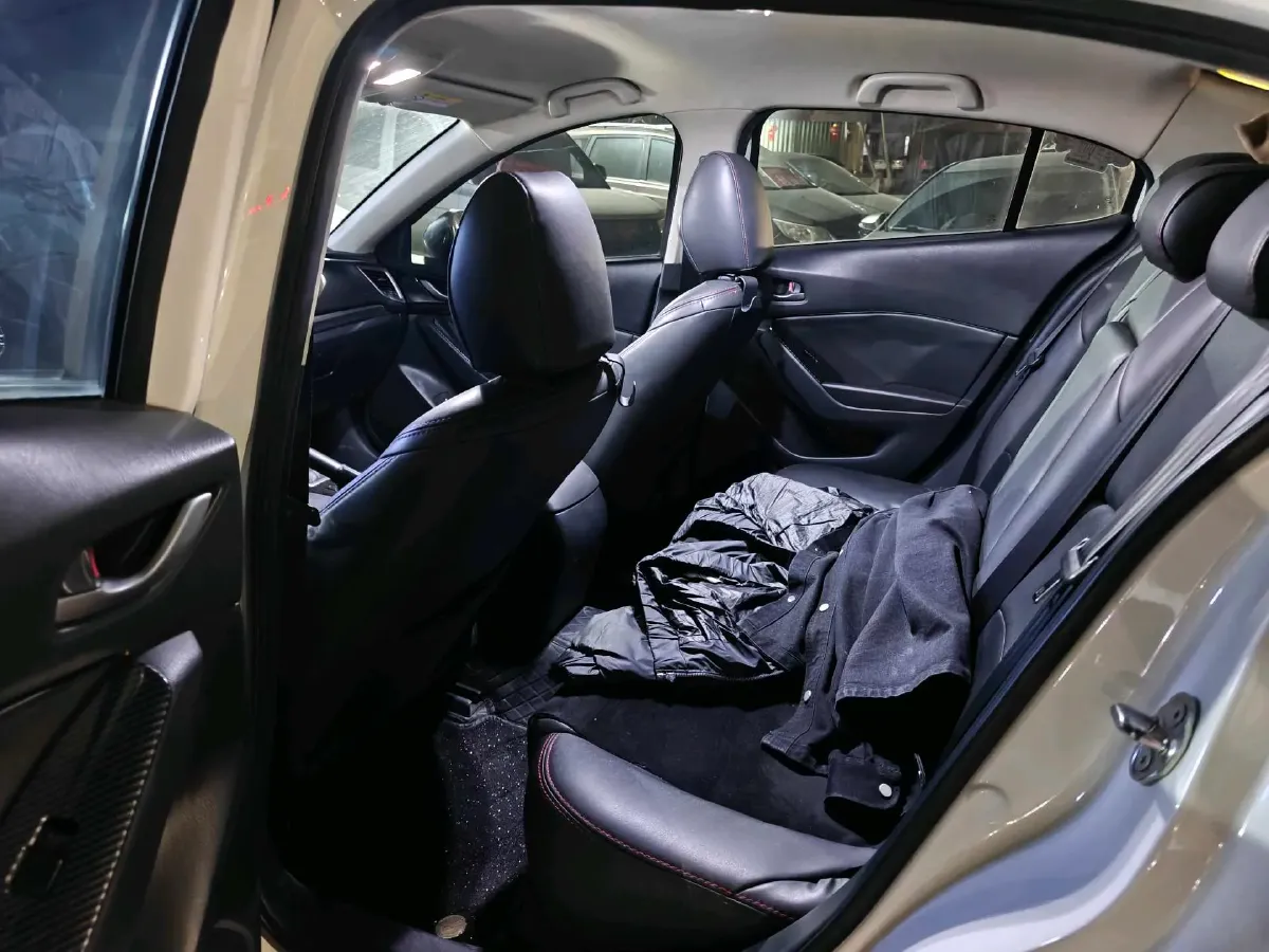 2017 Mazda 3 Axela 1.5L 117HP L4 6AT,autocango,china used car exporter,china ev exporter,chinese used car exporter,chinese used ev exporter