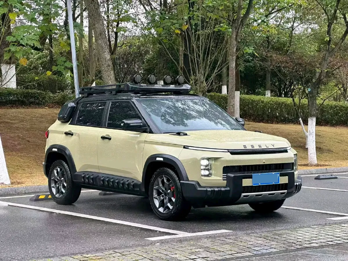 2025 Geely Cowboy 1.5T 181HP L4 7DCT,autocango,china used car exporter,china ev exporter,chinese used car exporter,chinese used ev exporter