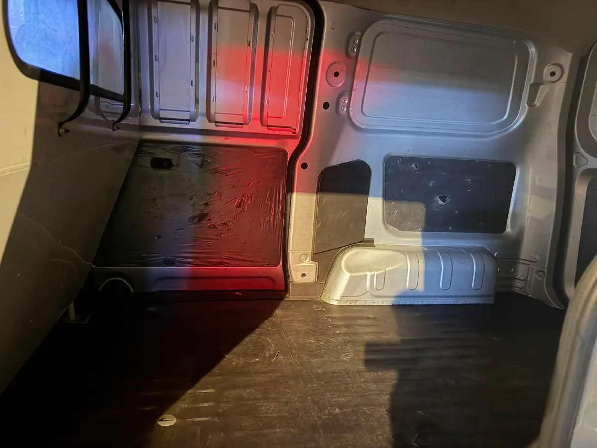 2022 WuLing HongGuang V 1.5L 99HP L4 6MT,autocango,china used car exporter,china ev exporter,chinese used car exporter,chinese used ev exporter