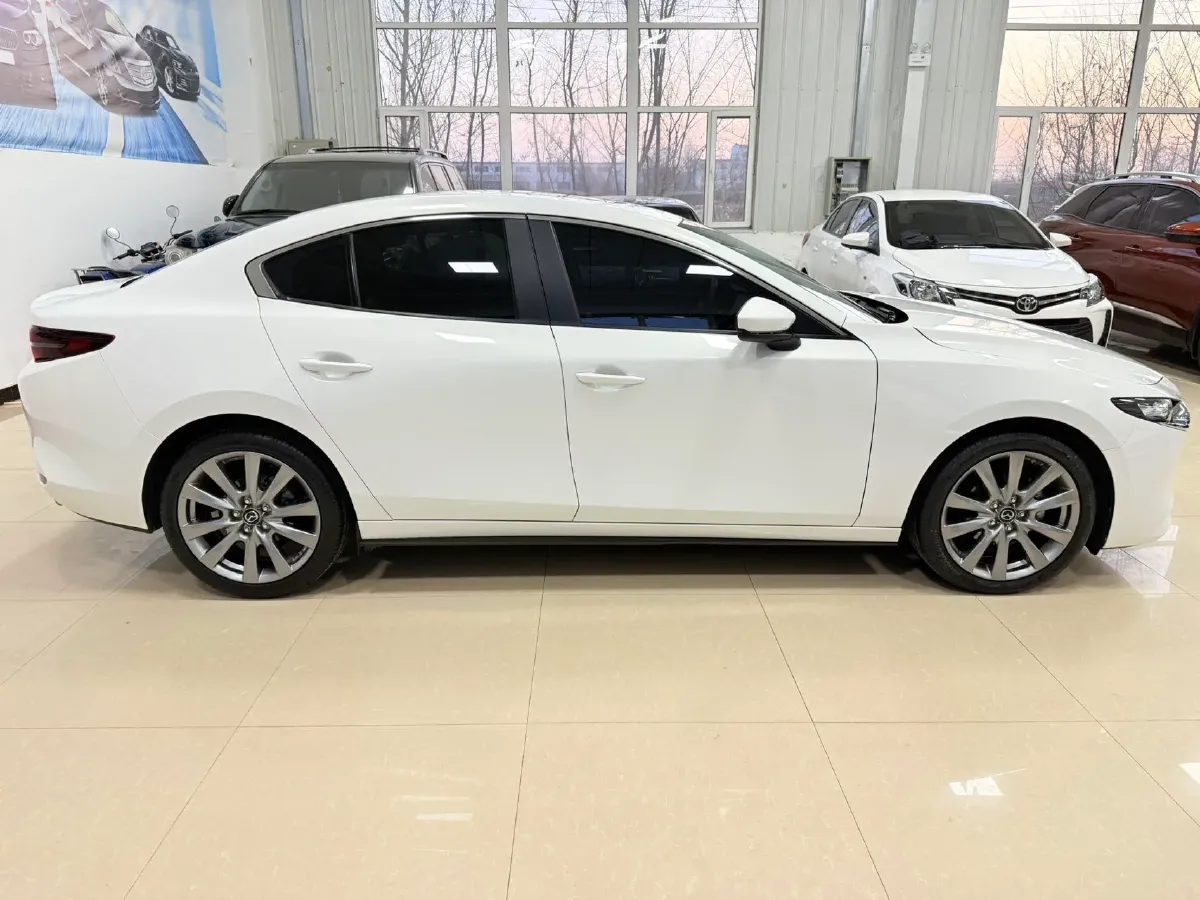 2021 Mazda 3 Axela 2.0L 158HP L4 6AT,autocango,china used car exporter,china ev exporter,chinese used car exporter,chinese used ev exporter