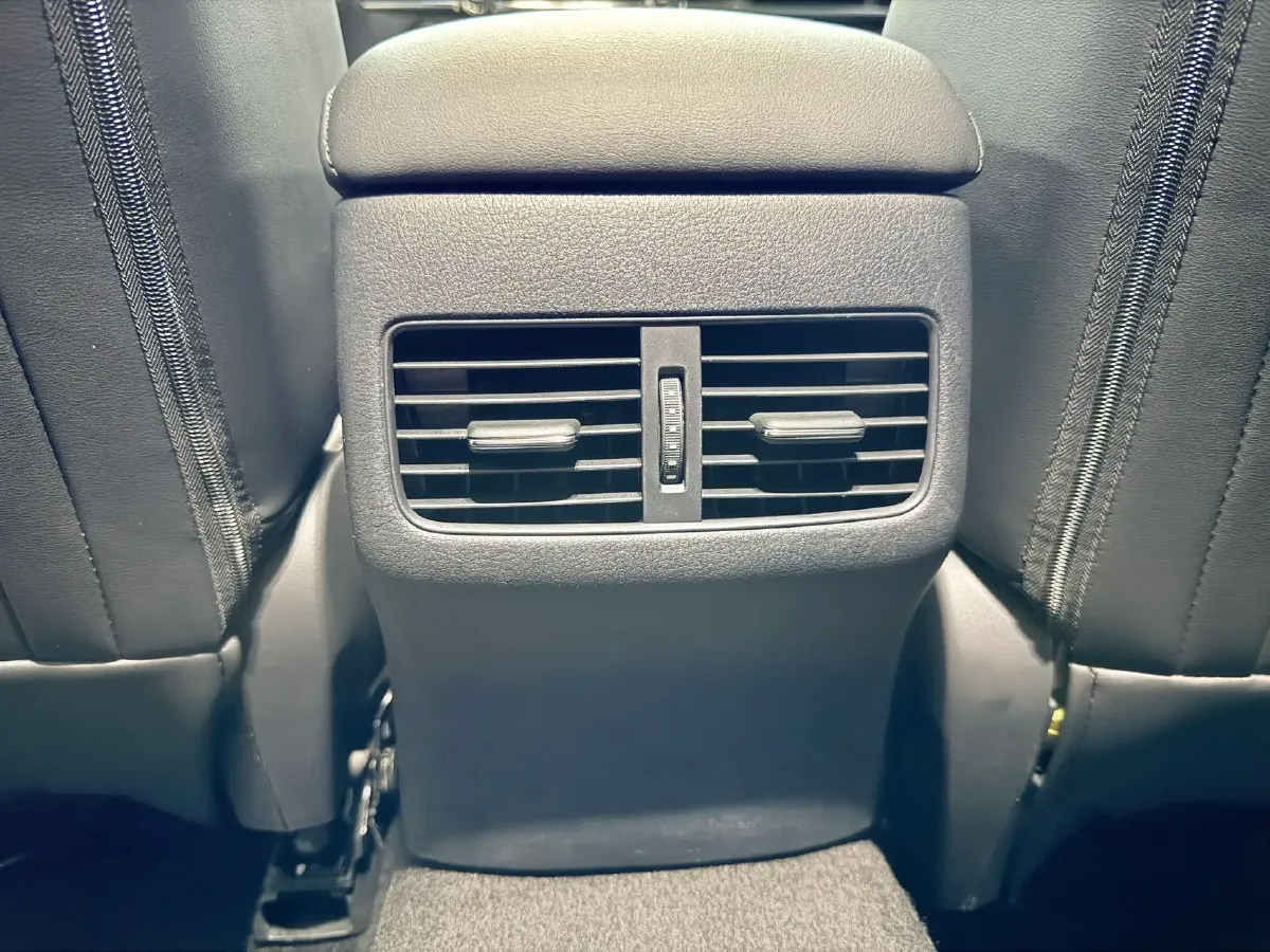 2021 Mazda 3 Axela 2.0L 158HP L4 6AT,autocango,china used car exporter,china ev exporter,chinese used car exporter,chinese used ev exporter