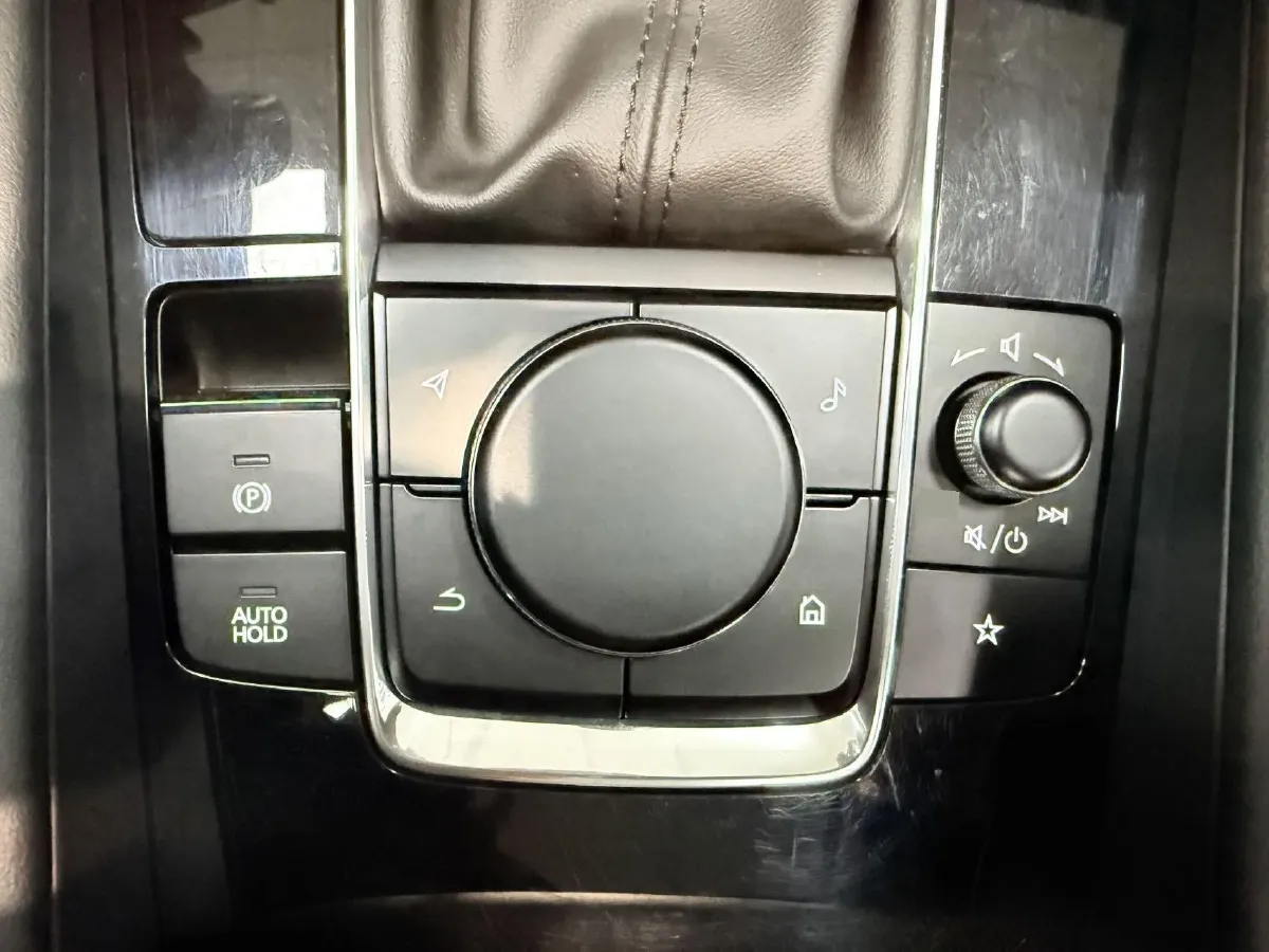 2021 Mazda 3 Axela 2.0L 158HP L4 6AT,autocango,china used car exporter,china ev exporter,chinese used car exporter,chinese used ev exporter