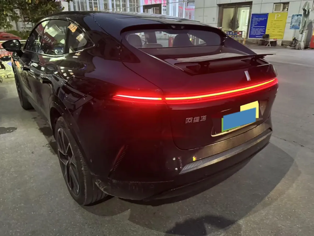 2025 Avatr 11 1.5T 156HP L4 REEV,autocango,china used car exporter,china ev exporter,chinese used car exporter,chinese used ev exporter