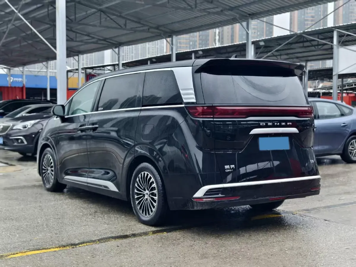 2022 HongQi HS7 3.0T 337HP V6 8AT,autocango,china used car exporter,china ev exporter,chinese used car exporter,chinese used ev exporter