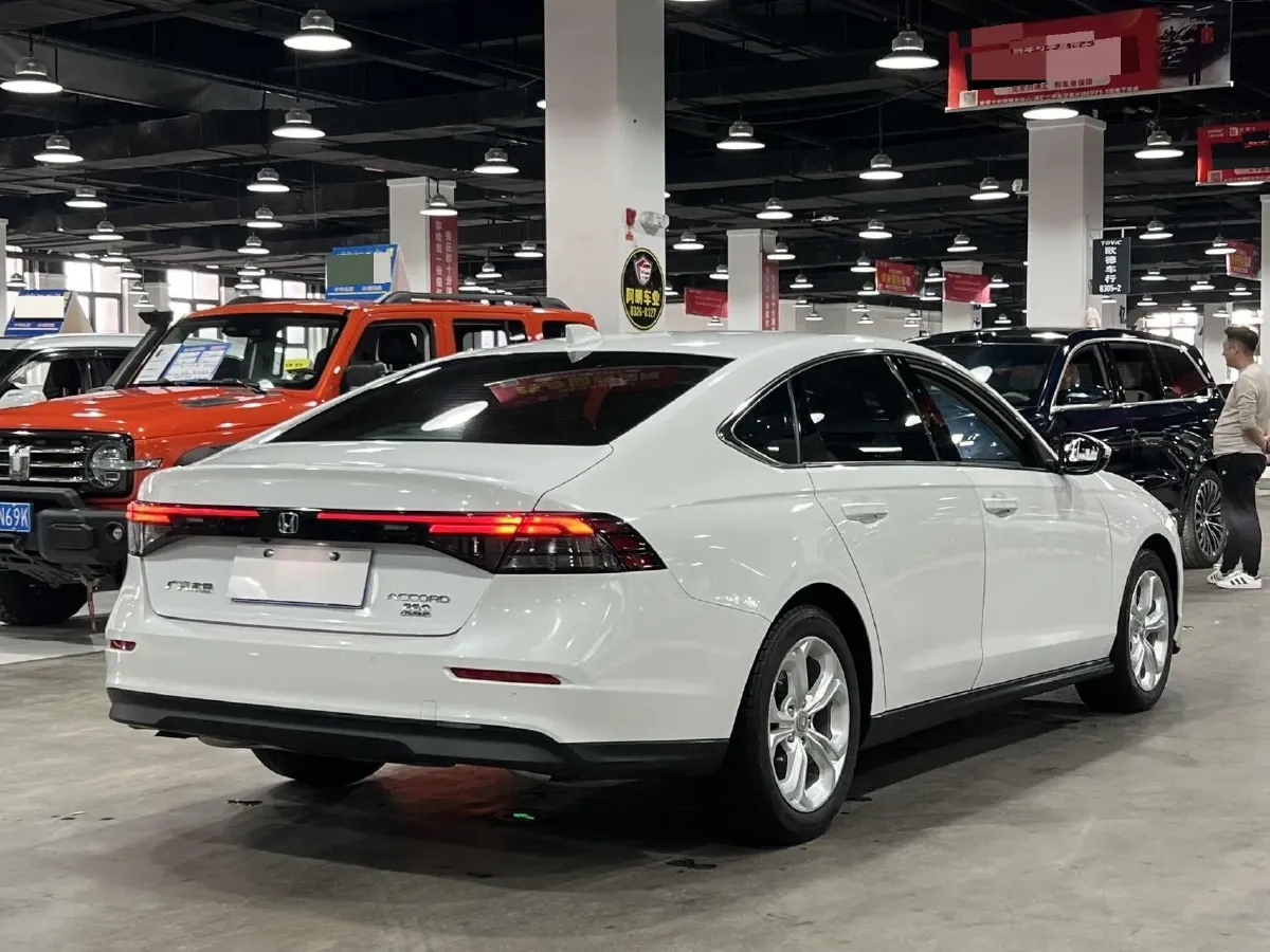 2023 Honda Accord 1.5T 192HP L4 CVT,autocango,china used car exporter,china ev exporter,chinese used car exporter,chinese used ev exporter