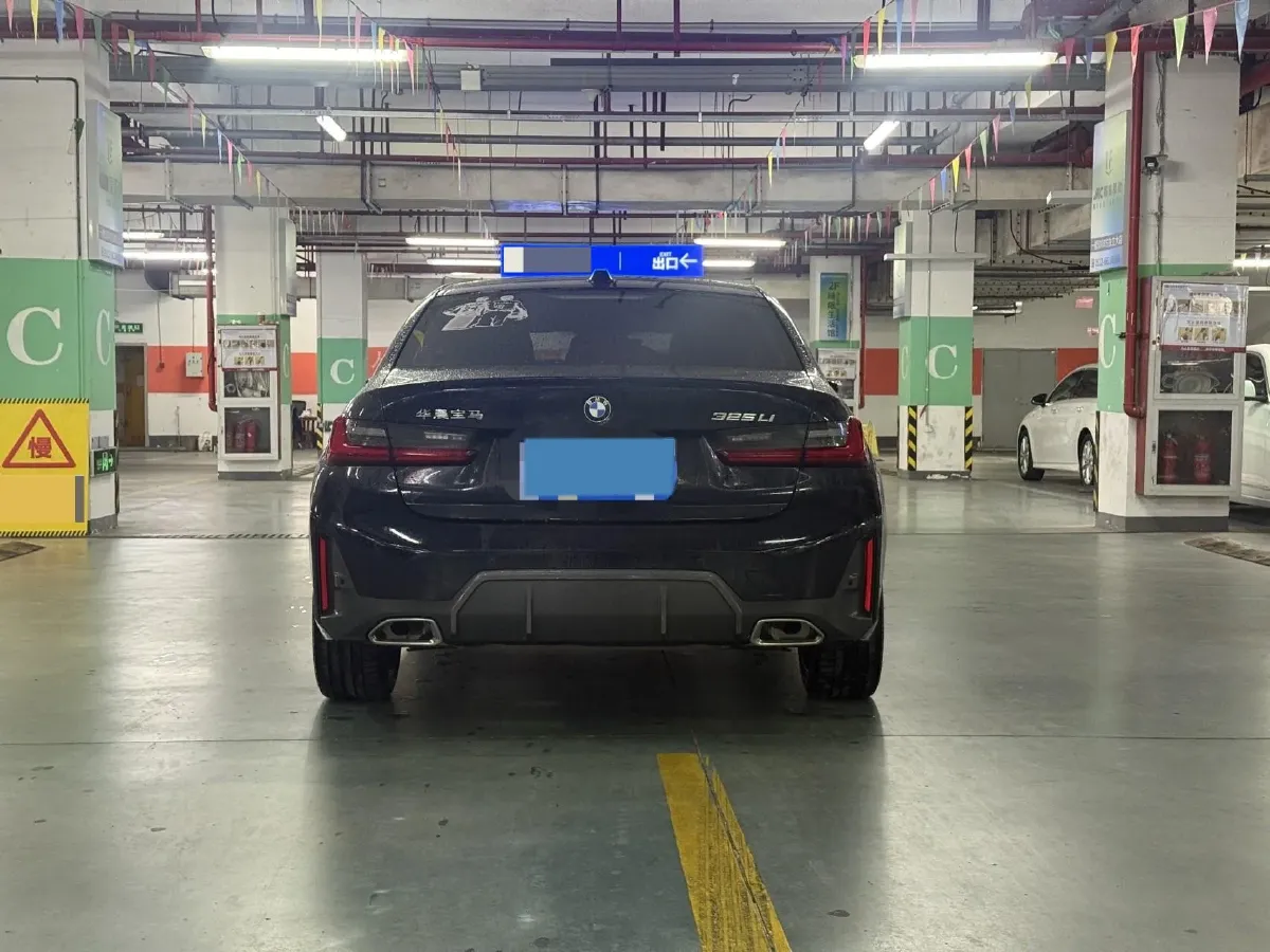 2023 BMW 3 Series 2.0T 184HP L4 8AT,autocango,china used car exporter,china ev exporter,chinese used car exporter,chinese used ev exporter