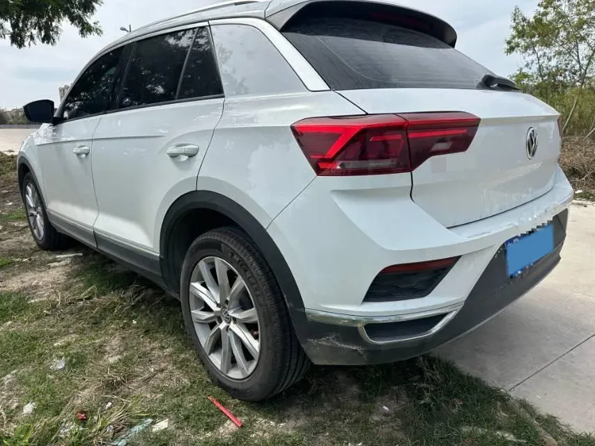 2019 Volkswagen T-Roc 1.4T 131HP L4 7DCT,autocango,china used car exporter,china ev exporter,chinese used car exporter,chinese used ev exporter