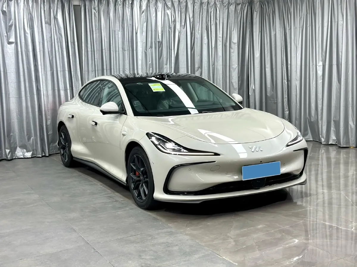 2024 IM L6 BEV 75KWH,autocango,china used car exporter,china ev exporter,chinese used car exporter,chinese used ev exporter