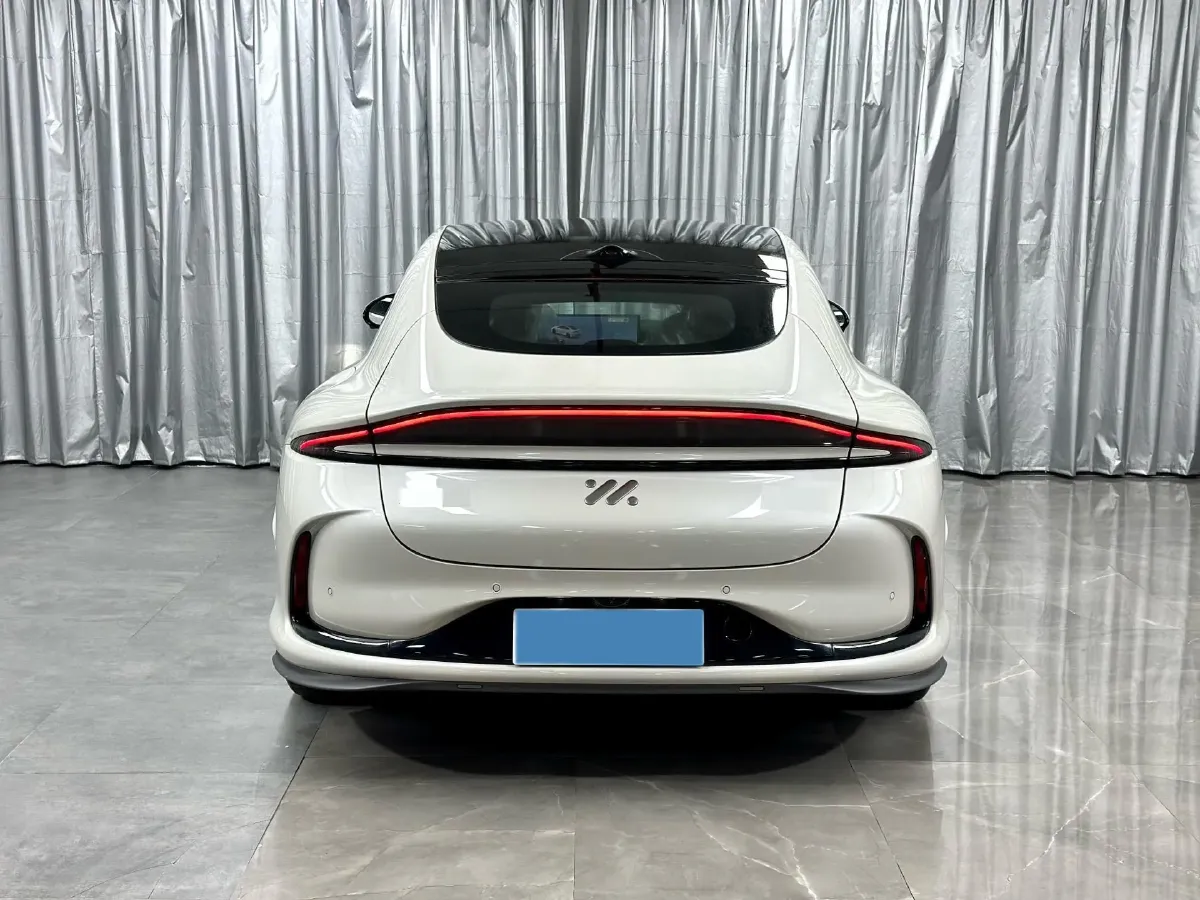 2024 IM L6 BEV 75KWH,autocango,china used car exporter,china ev exporter,chinese used car exporter,chinese used ev exporter