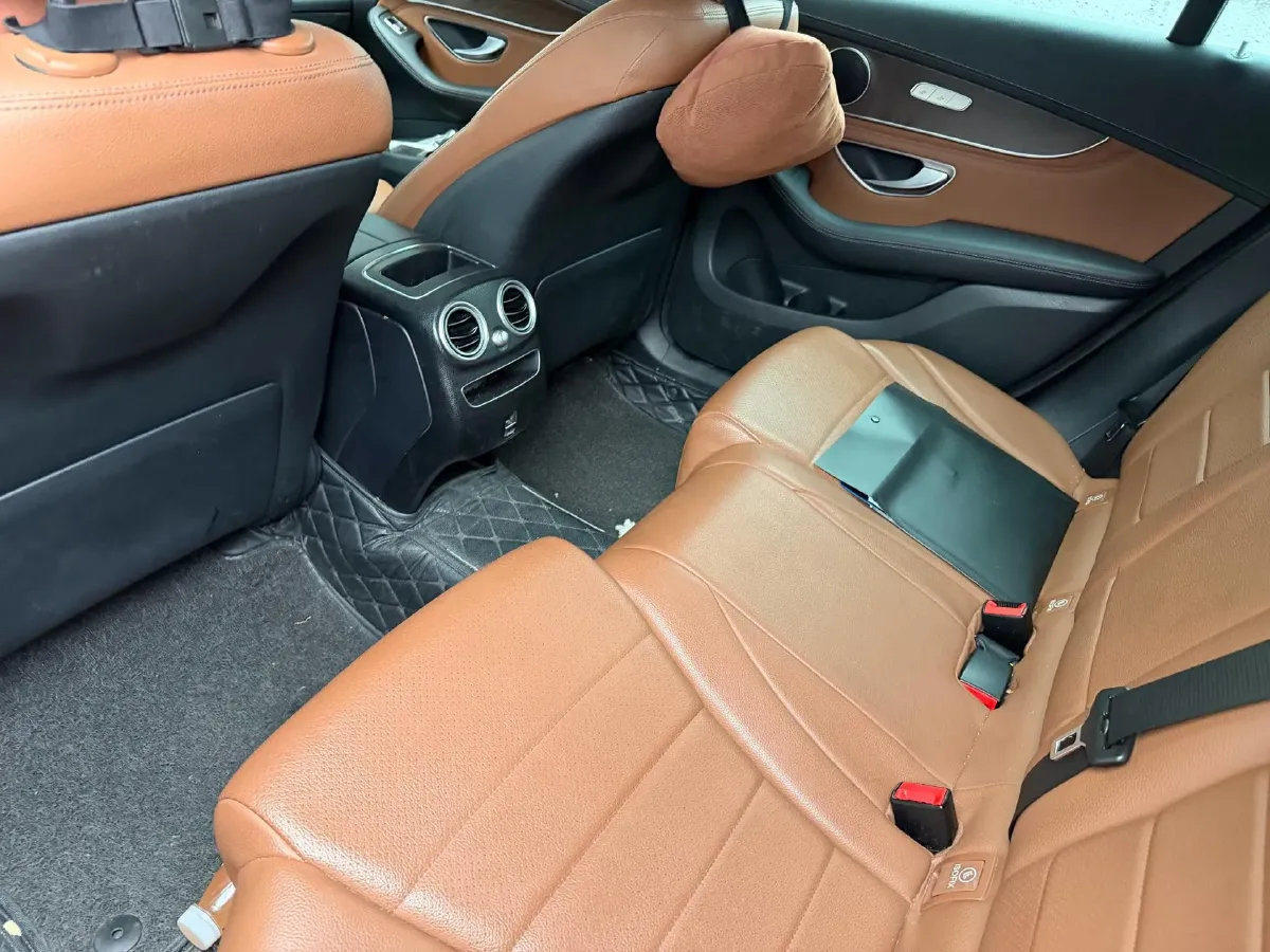 2020 Mercedes-Benz GLC Class 2.0T 197HP L4 9AT,autocango,china used car exporter,china ev exporter,chinese used car exporter,chinese used ev exporter