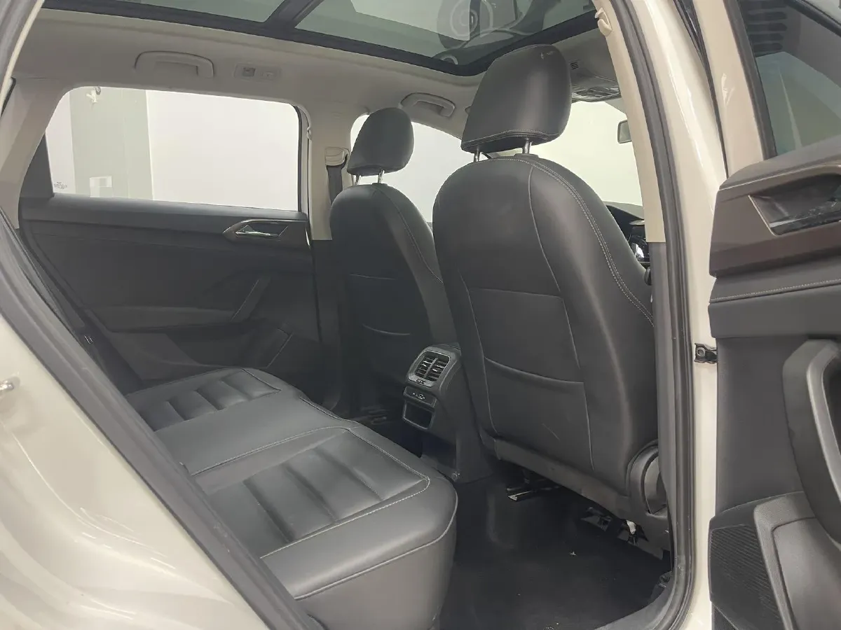 2021 Volkswagen Tharu 1.4T 150HP L4 7DCT,autocango,china used car exporter,china ev exporter,chinese used car exporter,chinese used ev exporter