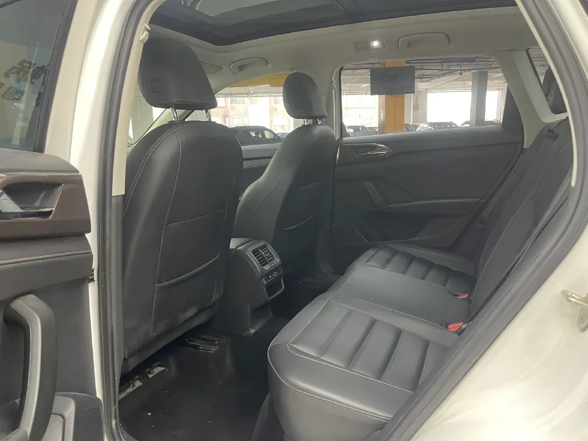 2021 Volkswagen Tharu 1.4T 150HP L4 7DCT,autocango,china used car exporter,china ev exporter,chinese used car exporter,chinese used ev exporter