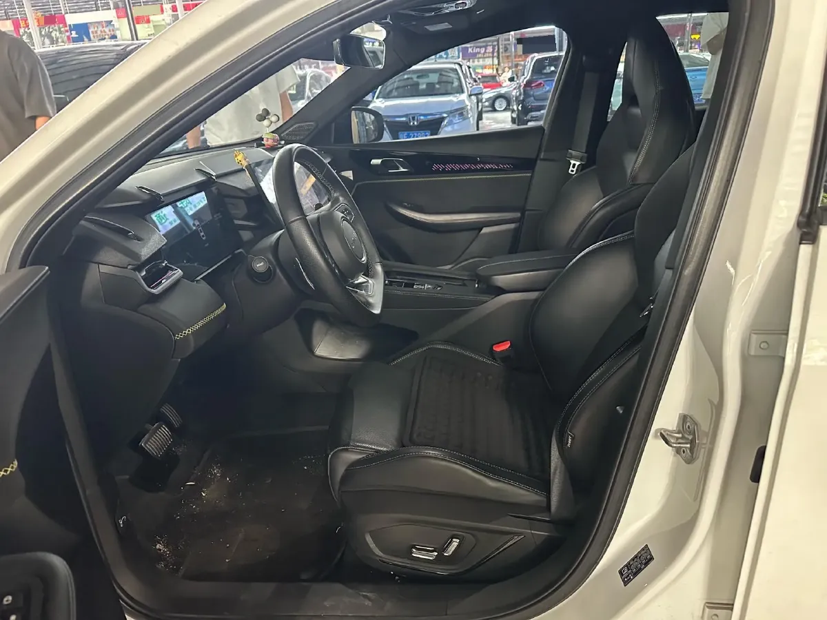 2023 LYNK&CO 03 2.0T 254HP L4 7DCT,autocango,china used car exporter,china ev exporter,chinese used car exporter,chinese used ev exporter