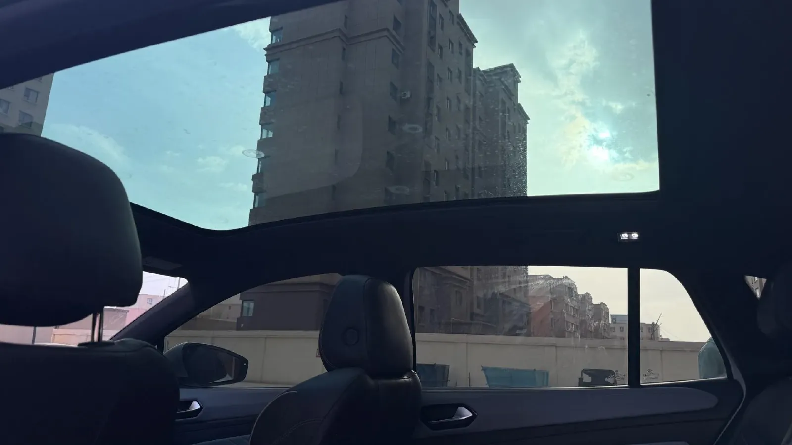 2022 Volkswagen ID.4 X BEV 57.3KWH,autocango,china used car exporter,china ev exporter,chinese used car exporter,chinese used ev exporter