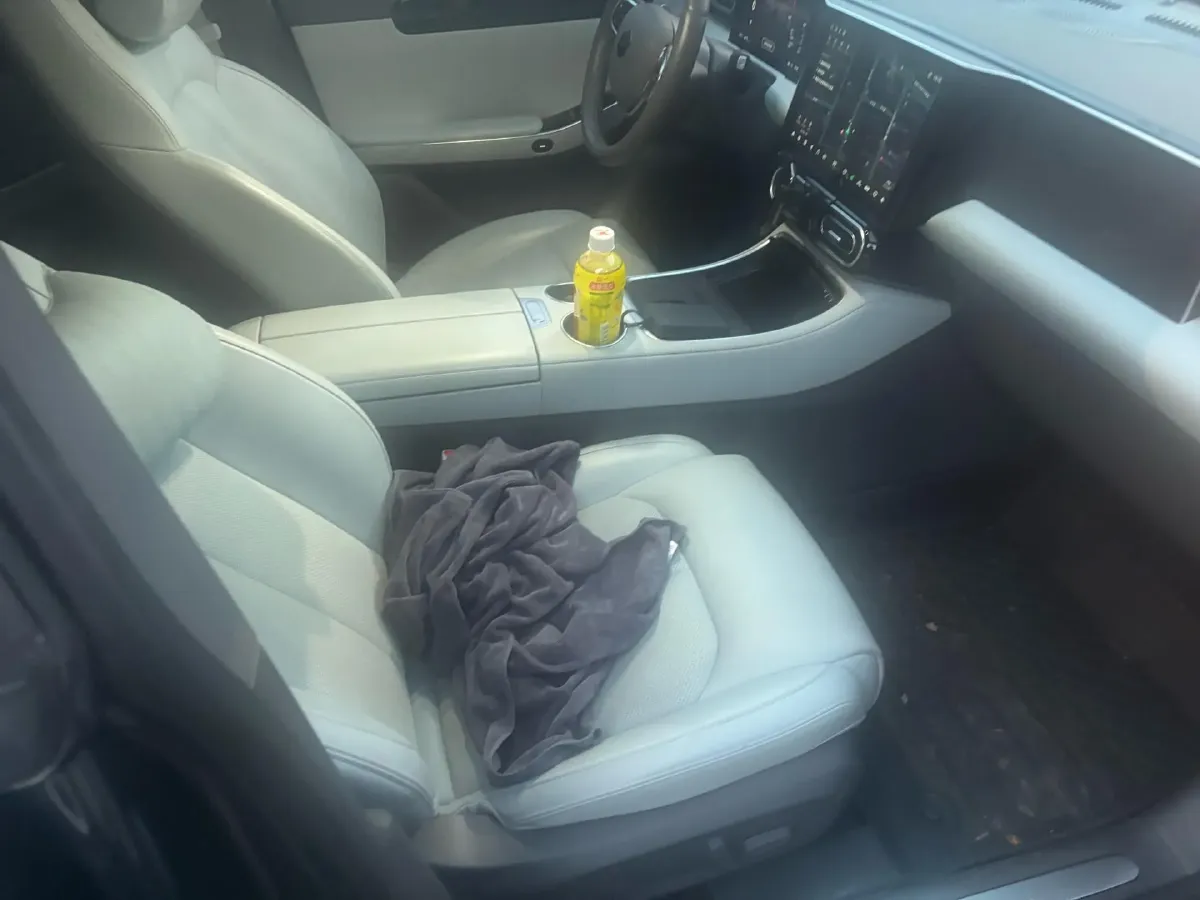 2023 Leapmotor C01 BEV 62.8KWH,autocango,china used car exporter,china ev exporter,chinese used car exporter,chinese used ev exporter