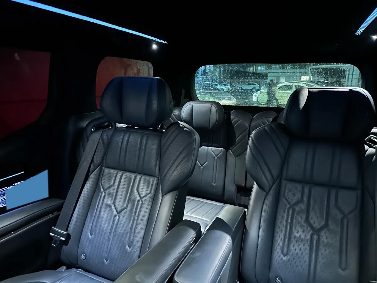 2022 Zeekr 009 BEV 116KWH,autocango,china used car exporter,china ev exporter,chinese used car exporter,chinese used ev exporter