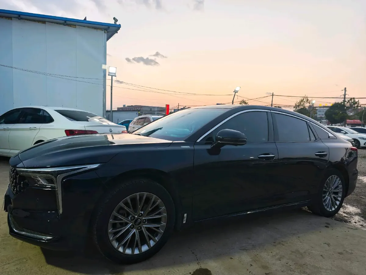 2023 Bestune B70 1.5T 169HP L4 7DCT,autocango,china used car exporter,china ev exporter,chinese used car exporter,chinese used ev exporter