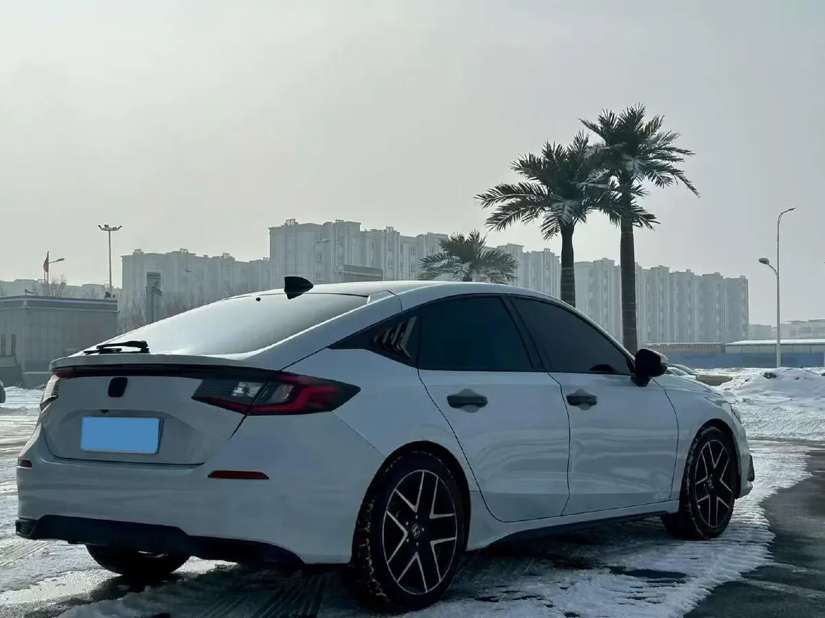 2023 Honda Civic 2.0L 143HP L4 E-CVT Hybrid,autocango,china used car exporter,china ev exporter,chinese used car exporter,chinese used ev exporter