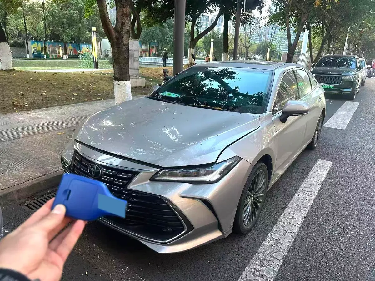 2022 Toyota Avalon 2.0L 178HP L4 CVT,autocango,china used car exporter,china ev exporter,chinese used car exporter,chinese used ev exporter