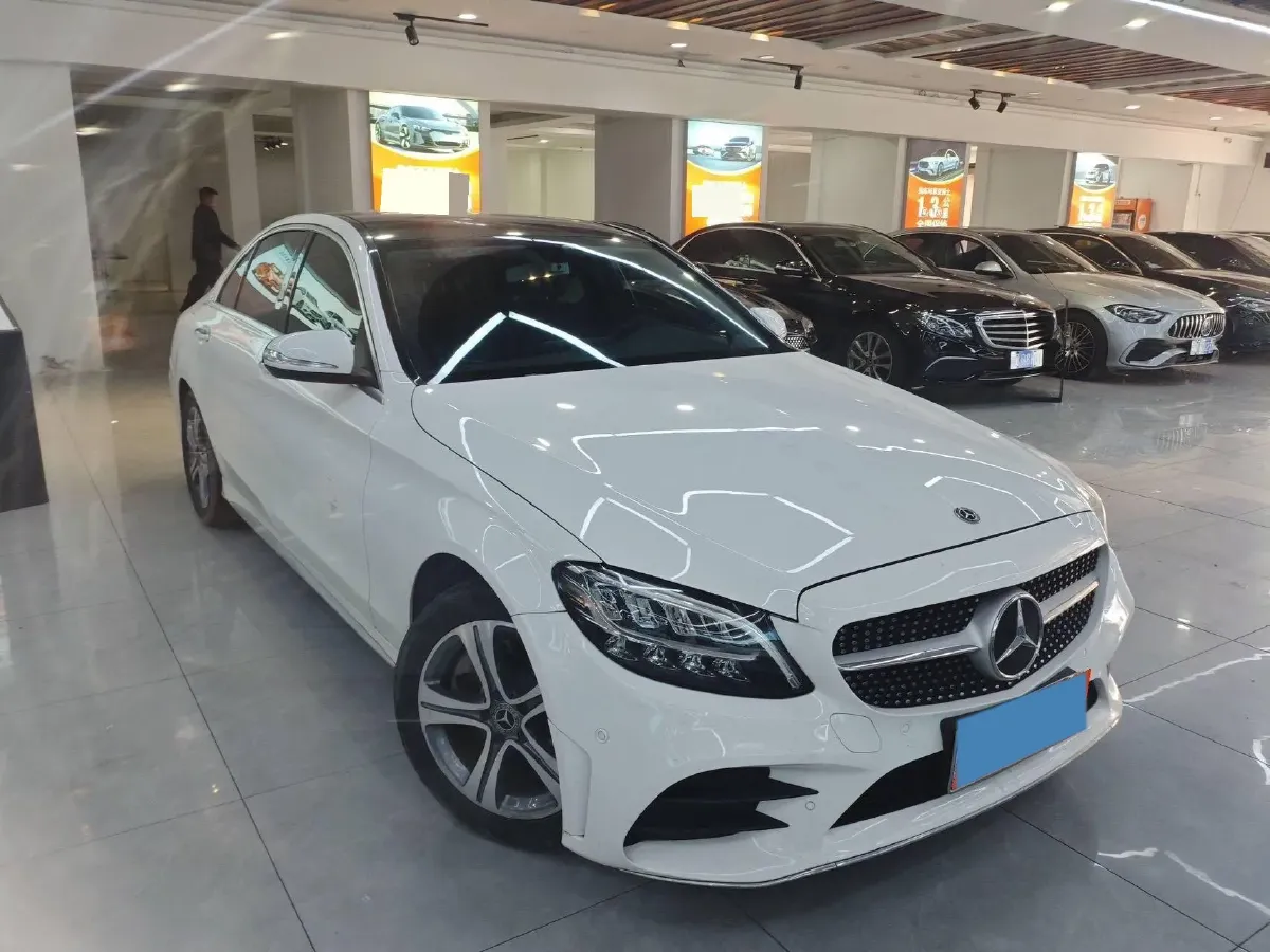 2020 Mercedes-Benz C Class 1.5T 184HP L4 9AT,autocango,china used car exporter,china ev exporter,chinese used car exporter,chinese used ev exporter