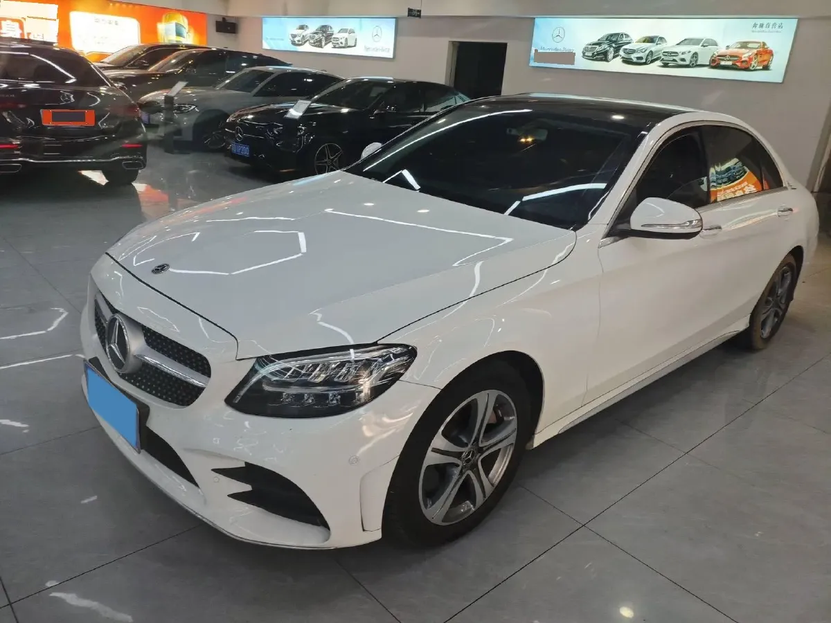 2020 Mercedes-Benz C Class 1.5T 184HP L4 9AT,autocango,china used car exporter,china ev exporter,chinese used car exporter,chinese used ev exporter
