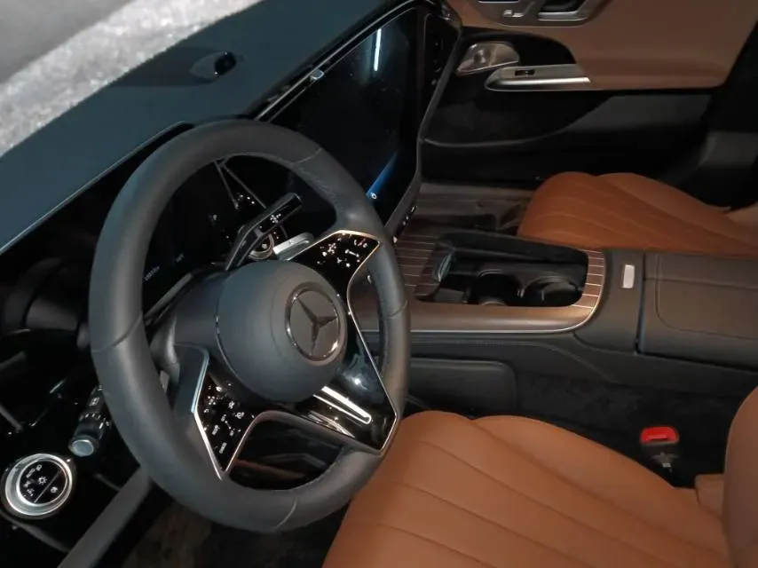 2025 Mercedes-Benz E Class 2.0T 258HP L4 9AT,autocango,china used car exporter,china ev exporter,chinese used car exporter,chinese used ev exporter