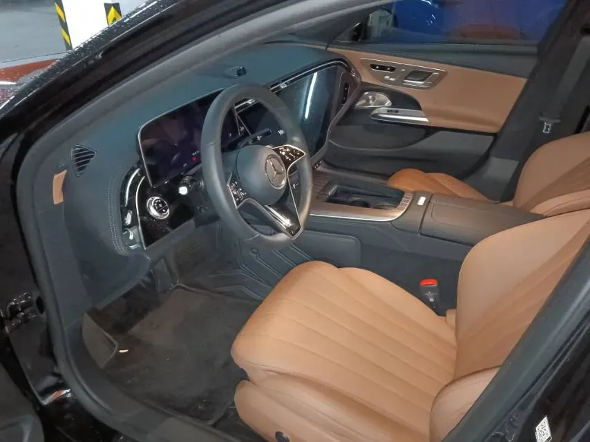 2025 Mercedes-Benz E Class 2.0T 258HP L4 9AT,autocango,china used car exporter,china ev exporter,chinese used car exporter,chinese used ev exporter