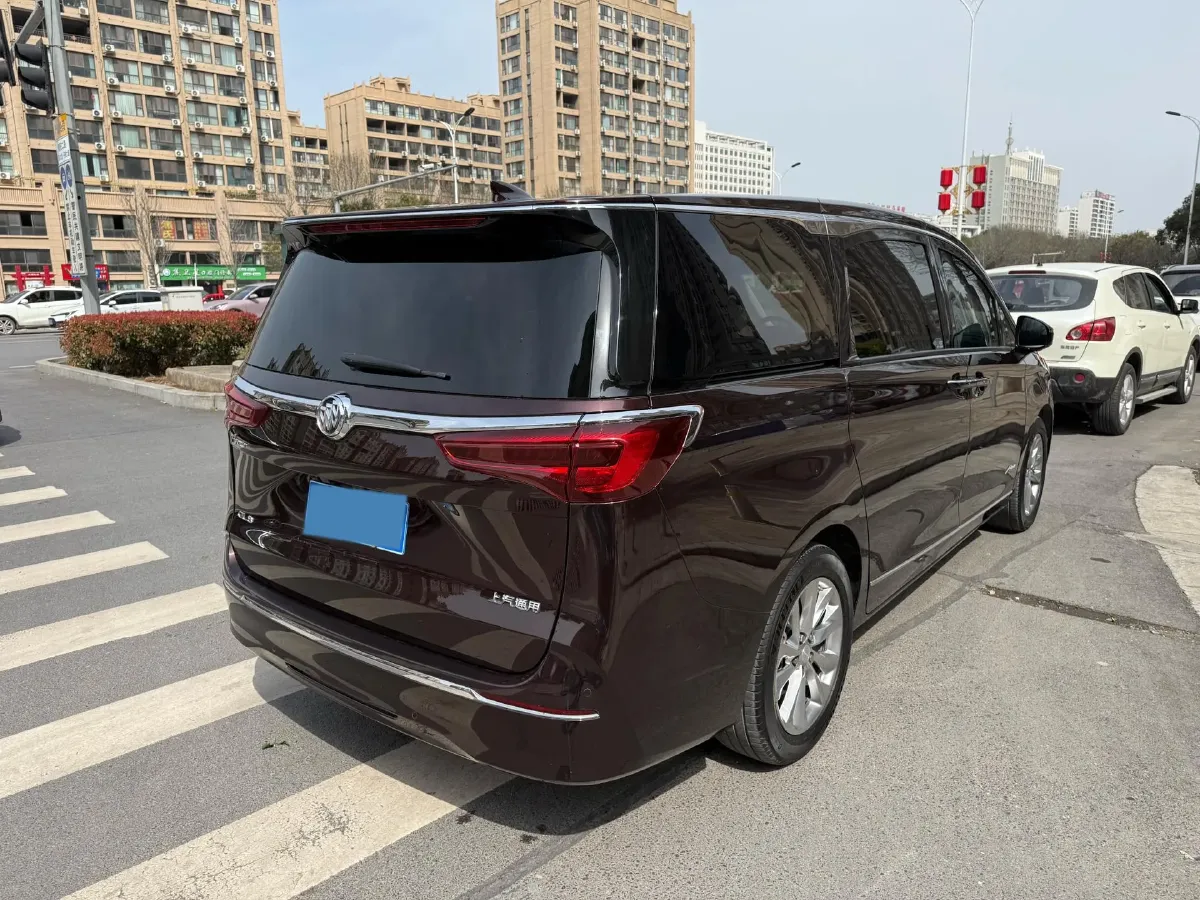 2021 Buick GL8 2.0T 237HP L4 9AT,autocango,china used car exporter,china ev exporter,chinese used car exporter,chinese used ev exporter