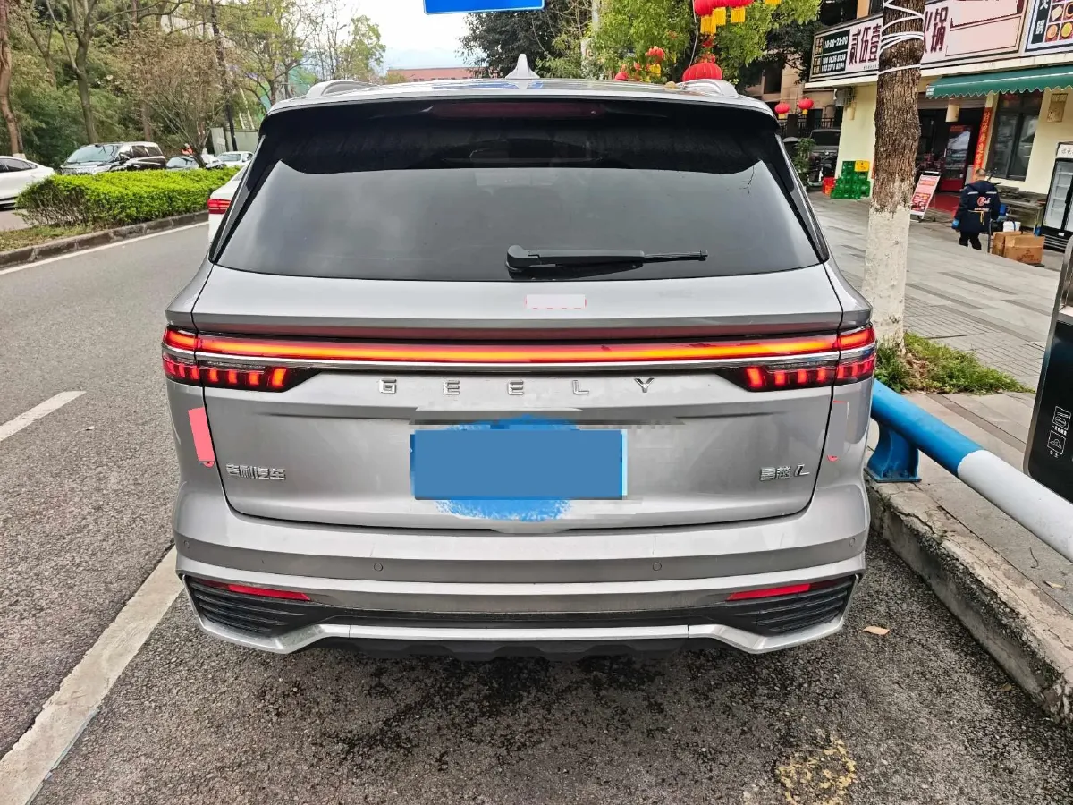 2021 Geely Monjaro 2.0T 218HP L4 7DCT,autocango,china used car exporter,china ev exporter,chinese used car exporter,chinese used ev exporter