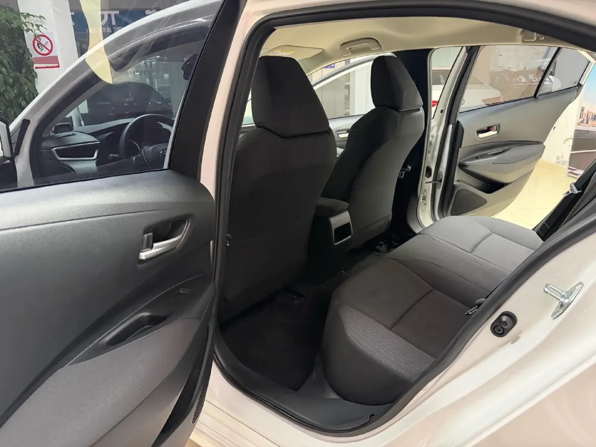 2022 Toyota Corolla 1.5L 121HP L3 CVT,autocango,china used car exporter,china ev exporter,chinese used car exporter,chinese used ev exporter