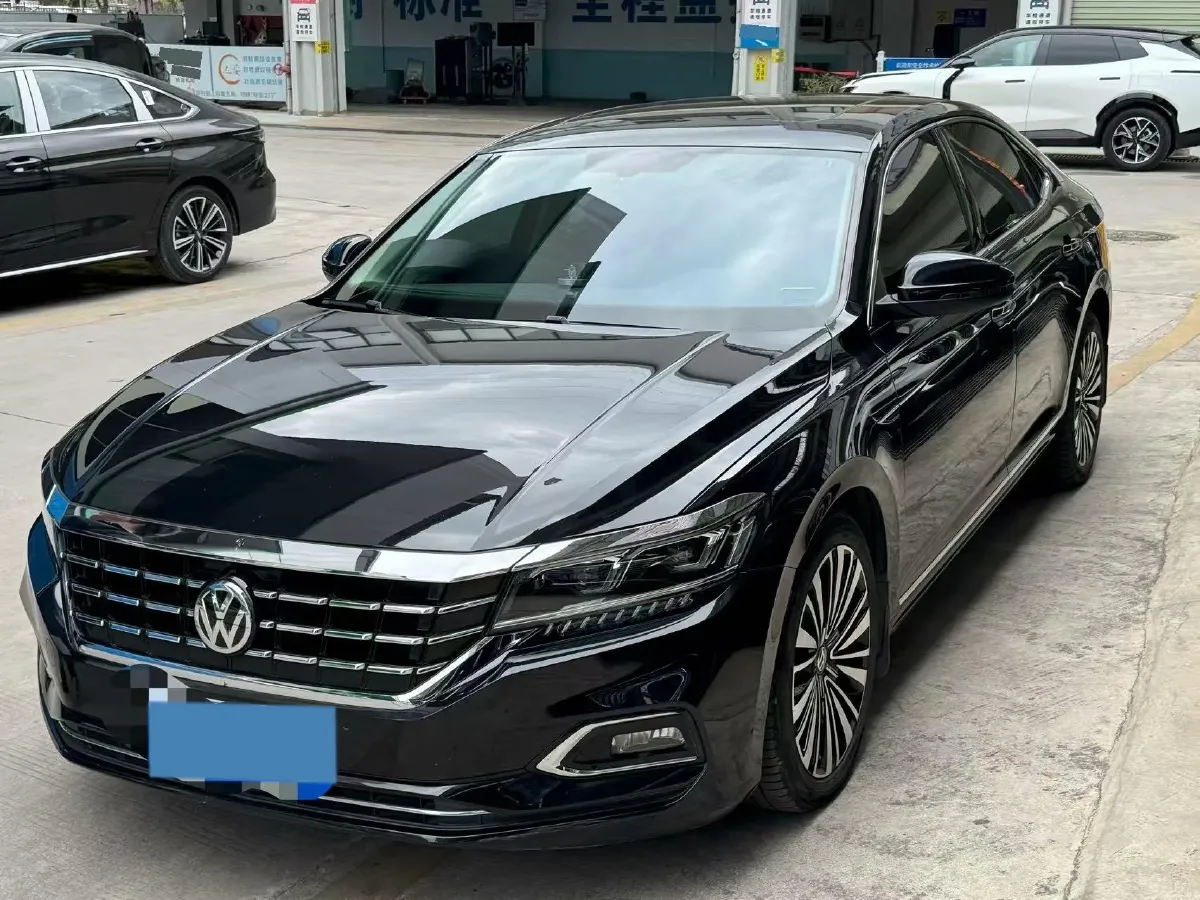 2019 Volvo V40 1.5T 152HP L4 6AT,autocango,china used car exporter,china ev exporter,chinese used car exporter,chinese used ev exporter
