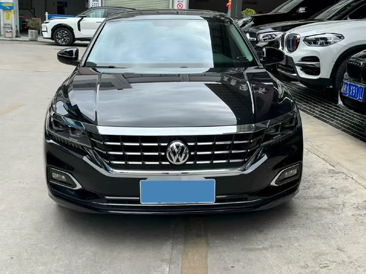 2019 Volvo V40 1.5T 152HP L4 6AT,autocango,china used car exporter,china ev exporter,chinese used car exporter,chinese used ev exporter