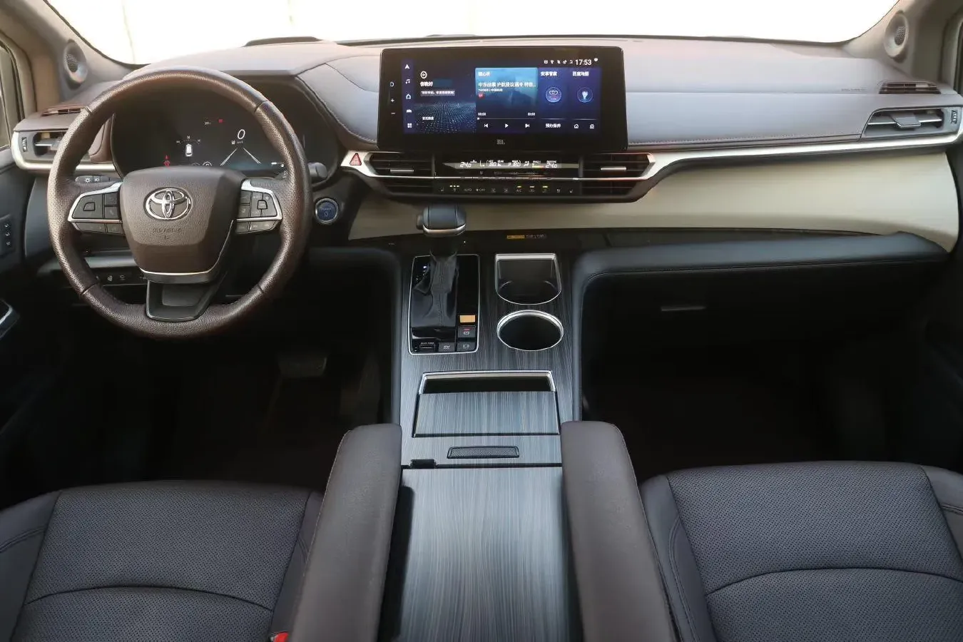 2022 Toyota Granvia 2.5L 192HP L4 E-CVT Hybrid,autocango,china used car exporter,china ev exporter,chinese used car exporter,chinese used ev exporter