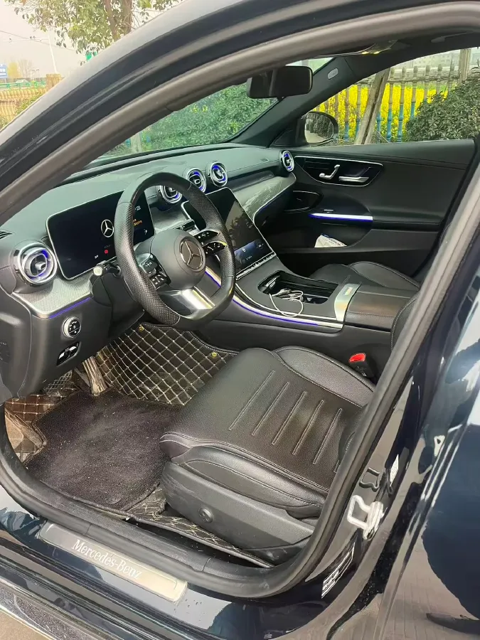 2023 Mercedes-Benz C Class 1.5T 204HP L4 9AT,autocango,china used car exporter,china ev exporter,chinese used car exporter,chinese used ev exporter