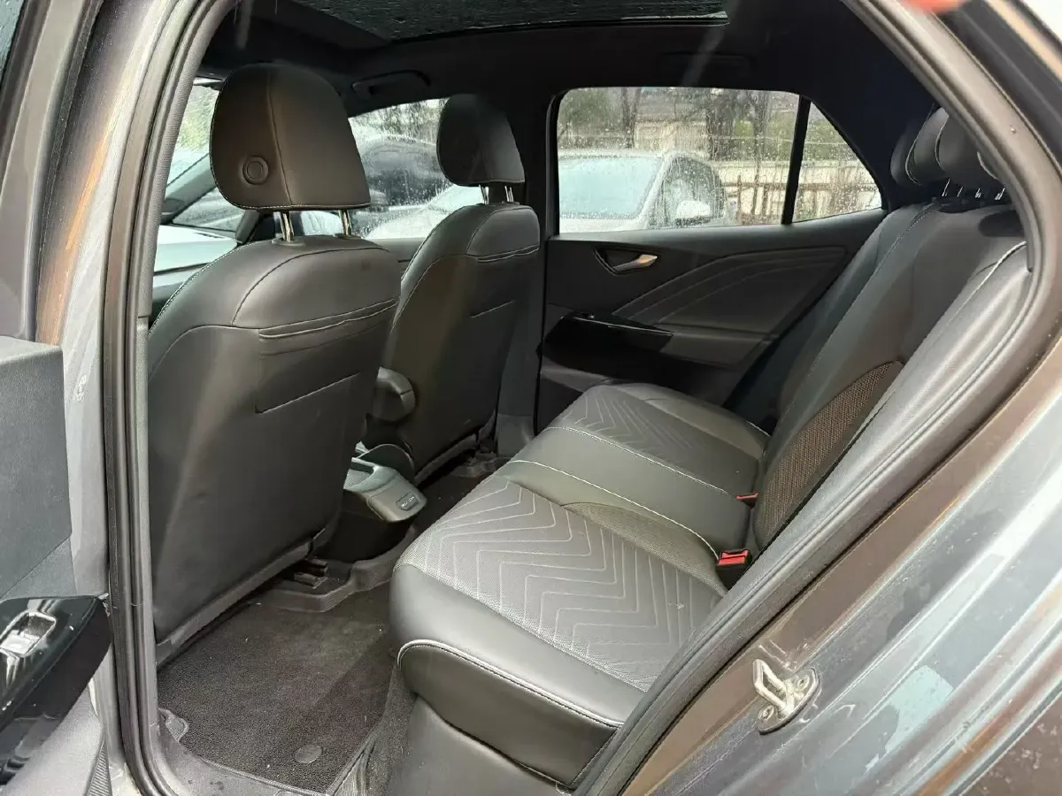 2023 Volkswagen ID.3 BEV 52.8KWH,autocango,china used car exporter,china ev exporter,chinese used car exporter,chinese used ev exporter