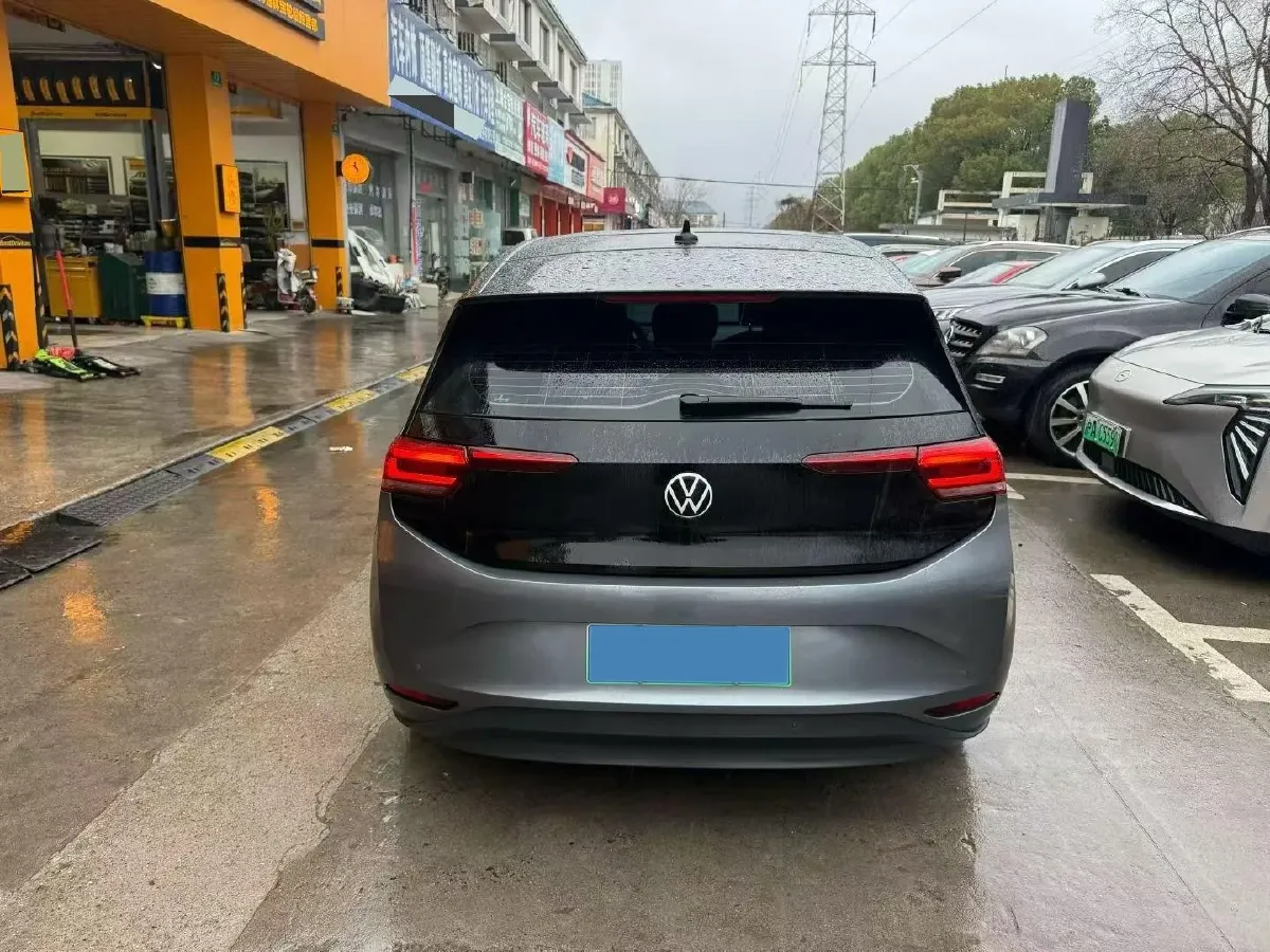 2023 Volkswagen ID.3 BEV 52.8KWH,autocango,china used car exporter,china ev exporter,chinese used car exporter,chinese used ev exporter