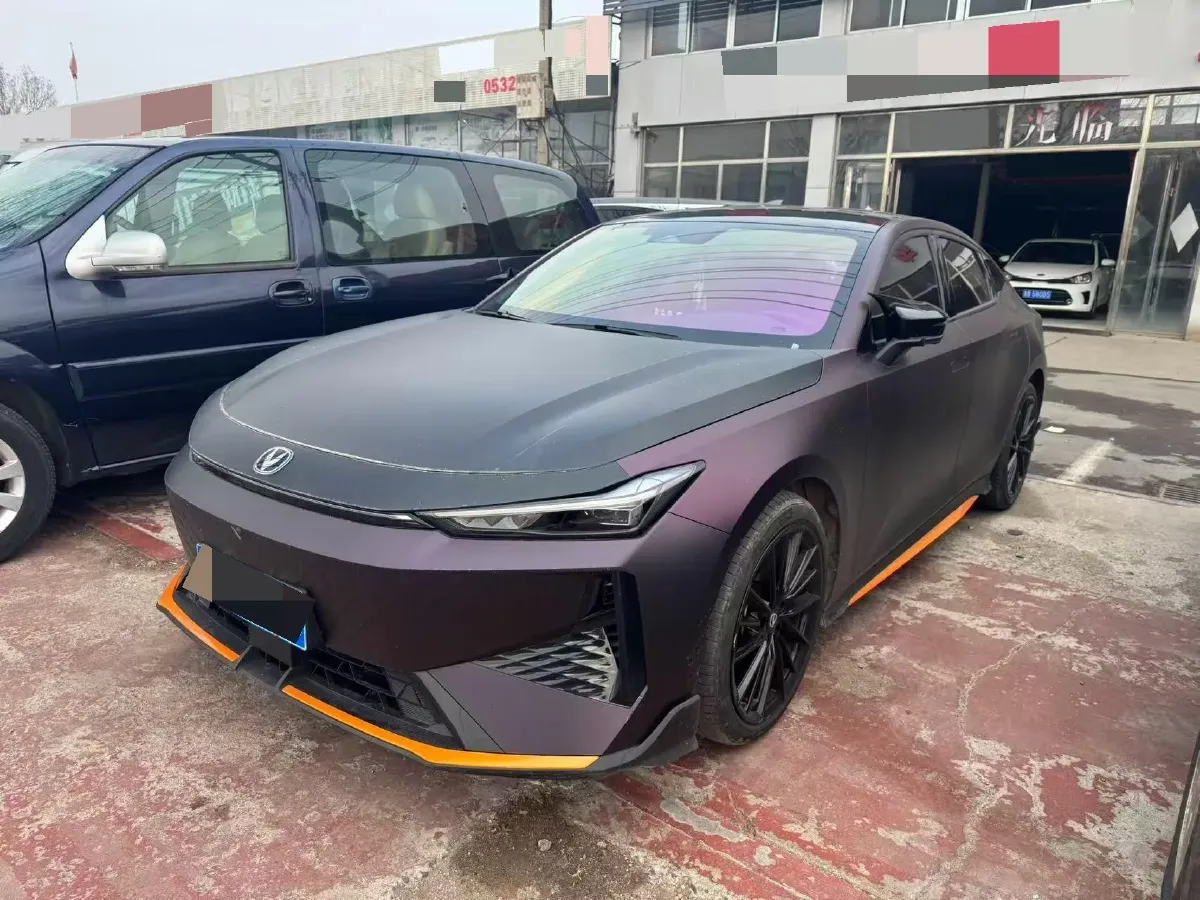 2023 ChangAn UNI-V 1.5T 188HP L4 7DCT,autocango,china used car exporter,china ev exporter,chinese used car exporter,chinese used ev exporter